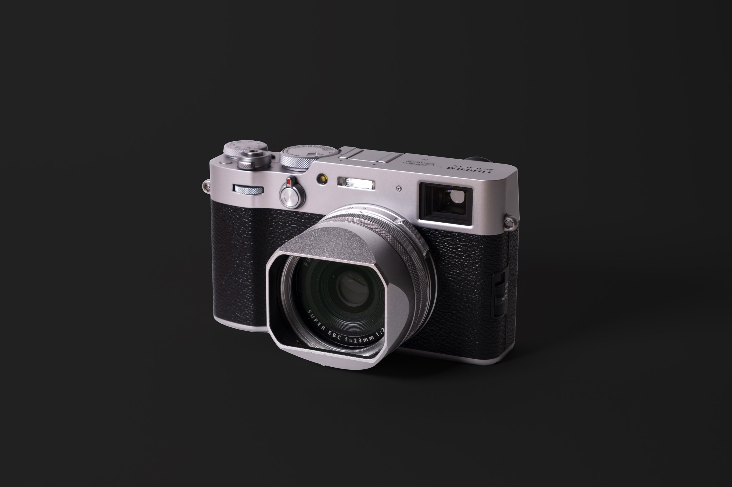 Fujifilm X100V